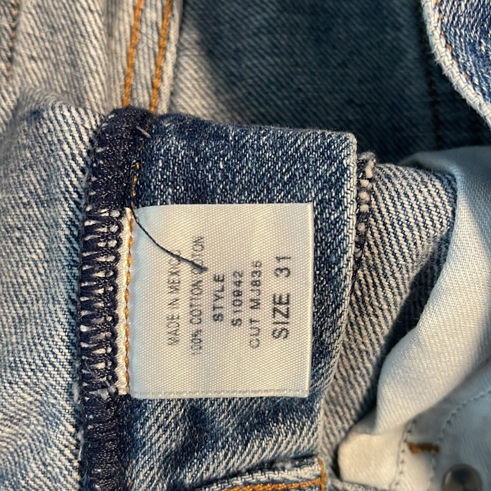 Vintage Guess shorts - Picture 4 of 4